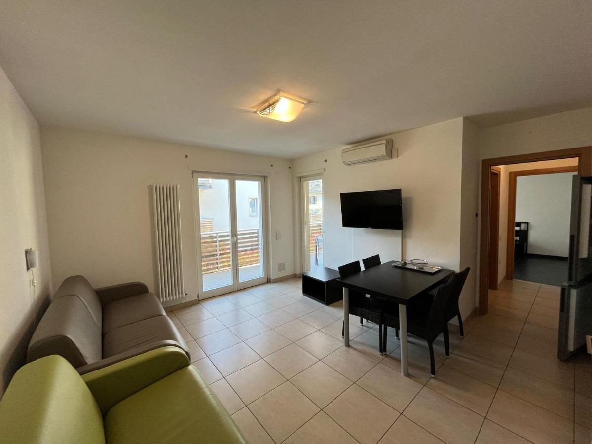 Aparthotel 4 Limoni 3*