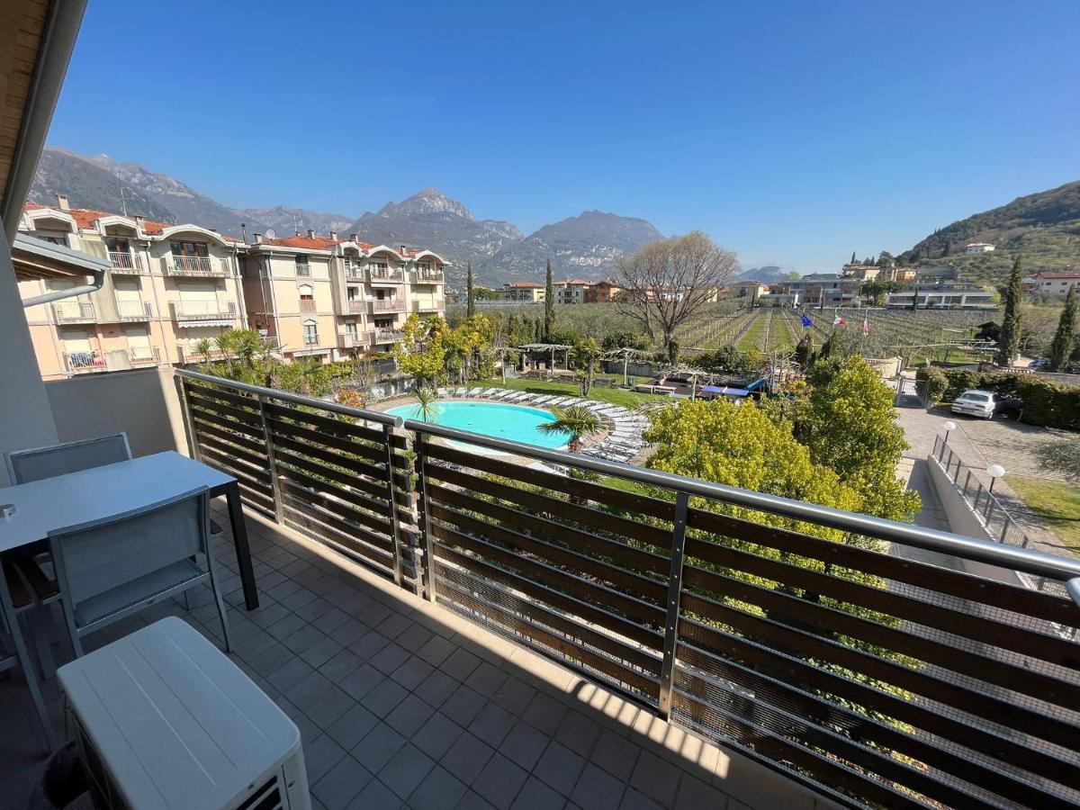 4 Limoni Aparthotel 3*